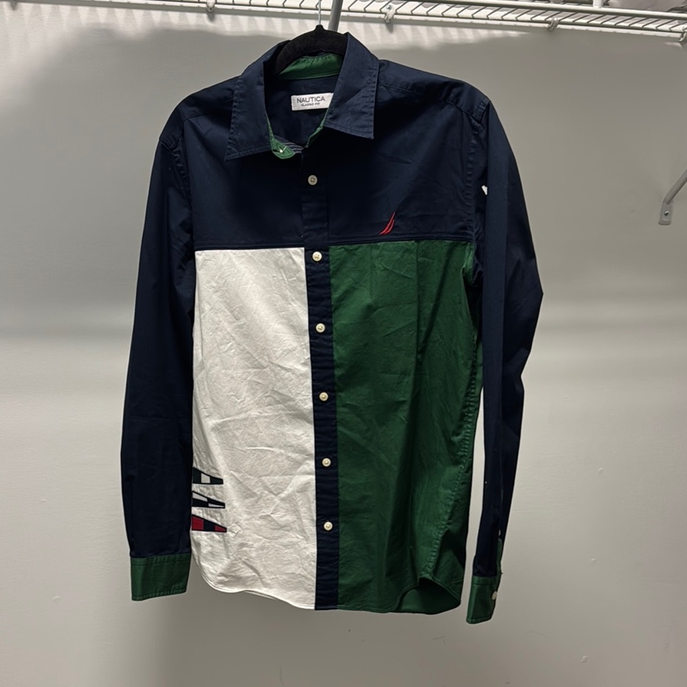🔟DEAL… Nautica Blue and Green Casual Button Down Shirt